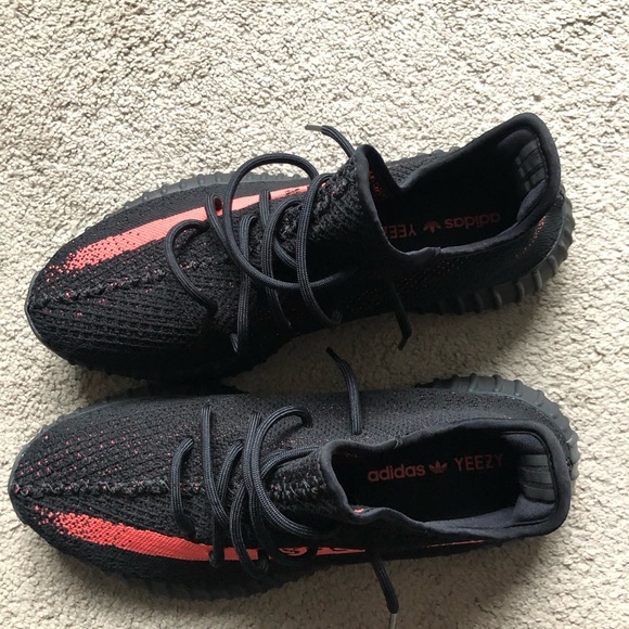 SOLD!! Adidas Yeezy Boost 350 V2 - By9612 - Picture 6 of 8